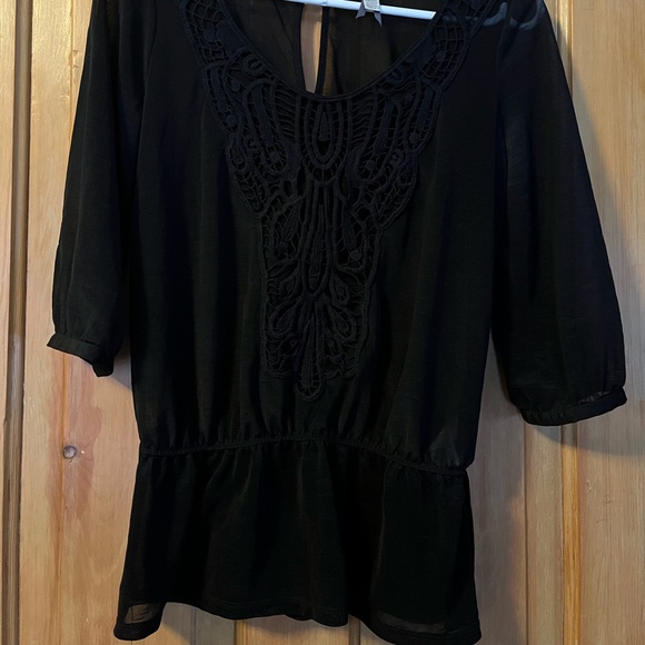 Women’s blouse - Picture 3 of 3
